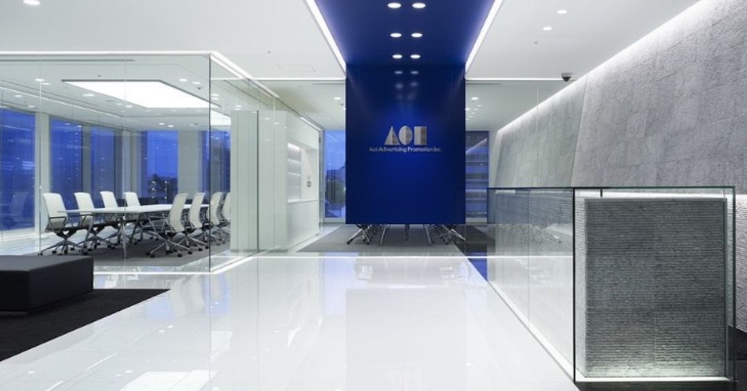 slick-blue-white-branded-conference-room